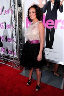Katherine Heigl feet photo thumbnail