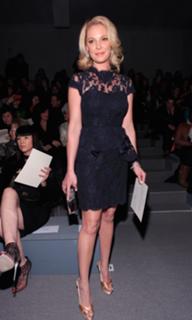 Katherine Heigl feet photo thumbnail