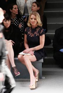 Katherine Heigl feet photo thumbnail