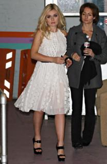 Katherine Jenkins feet photo thumbnail