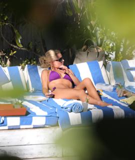 Katherine Jenkins feet photo thumbnail