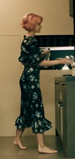 Katherine Kelly feet photo thumbnail