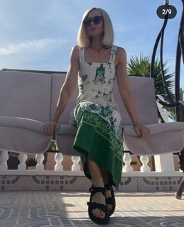 Katherine Kelly feet photo thumbnail