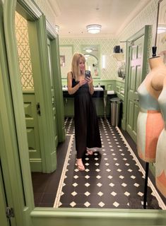 Katherine Kelly feet photo 1