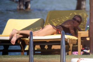 Katherine Kelly Lang feet photo thumbnail