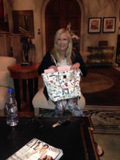 Katherine Kelly Lang feet photo thumbnail