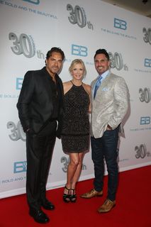 Katherine Kelly Lang feet photo thumbnail