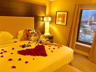 Katherine Kelly Lang feet photo thumbnail