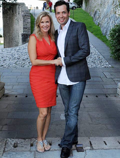 Katherine Kelly Lang feet photo thumbnail