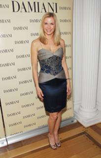 Katherine Kelly Lang feet photo thumbnail