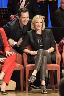 Katherine Kelly Lang feet photo thumbnail