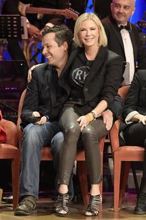 Katherine Kelly Lang feet photo thumbnail