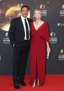 Katherine Kelly Lang feet photo thumbnail