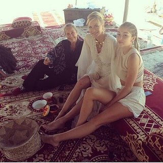 Katherine Kelly Lang feet photo thumbnail