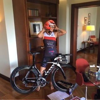 Katherine Kelly Lang feet photo thumbnail