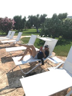 Katherine Kelly Lang feet photo thumbnail