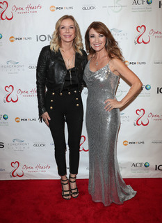 Katherine Kelly Lang feet photo thumbnail