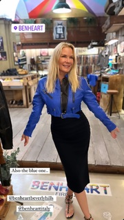 Katherine Kelly Lang feet photo thumbnail