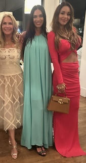 Katherine Kelly Lang feet photo thumbnail