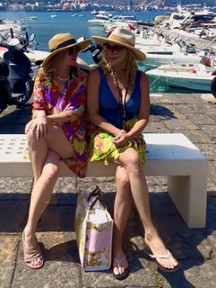 Katherine Kelly Lang feet photo thumbnail