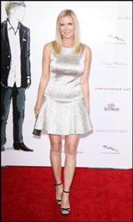 Katherine Kelly Lang feet photo thumbnail