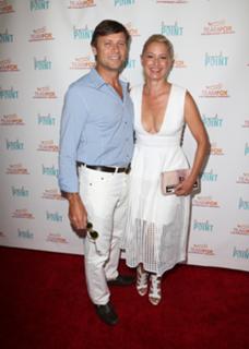 Katherine LaNasa feet photo thumbnail