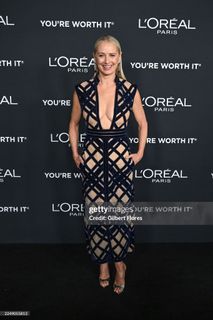 Katherine LaNasa feet photo 8