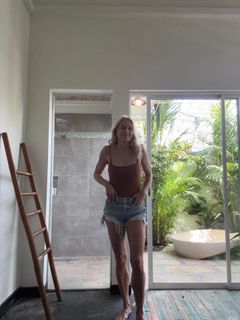 Katherine LaNasa feet photo 11