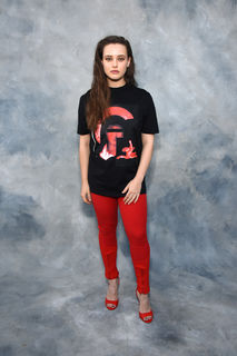 Katherine Langford feet photo thumbnail