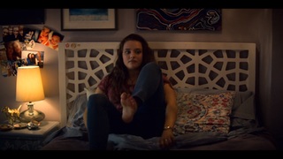 Katherine Langford feet photo thumbnail