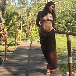 Katherine Porto feet photo 12