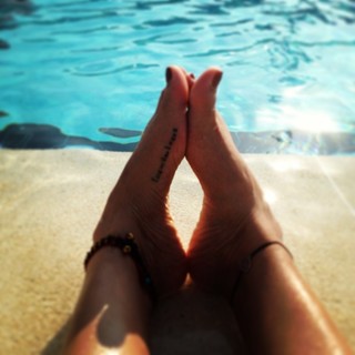 Katherine Porto feet photo 9