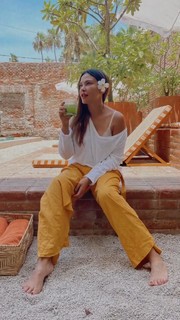 Katherine Porto feet photo 9