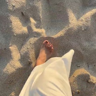 Katherine Porto feet photo 6