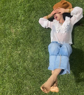 Katherine Porto feet photo 17
