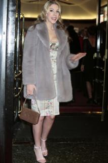 Katherine Ryan feet photo thumbnail