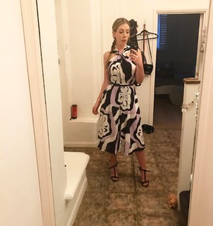 Katherine Ryan feet photo thumbnail