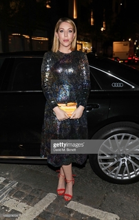 Katherine Ryan feet photo thumbnail