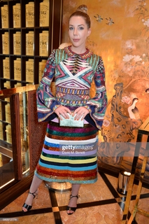 Katherine Ryan feet photo thumbnail