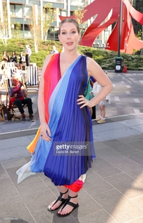 Katherine Ryan feet photo thumbnail