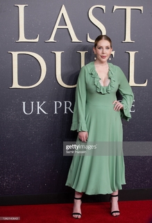 Katherine Ryan feet photo thumbnail