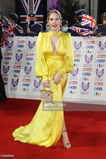 Katherine Ryan feet photo thumbnail