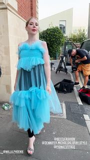 Katherine Ryan feet photo thumbnail