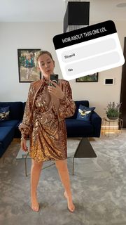 Katherine Ryan feet photo thumbnail