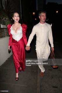 Katherine Ryan feet photo thumbnail