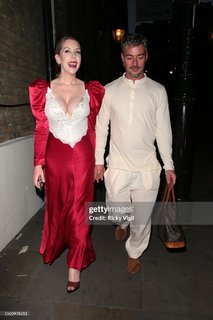 Katherine Ryan feet photo thumbnail