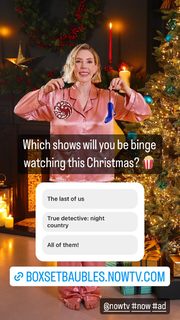 Katherine Ryan feet photo thumbnail