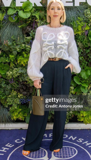 Katherine Ryan feet photo thumbnail