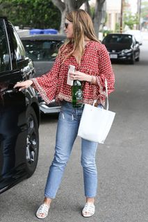 Katherine Schwarzenegger feet photo thumbnail