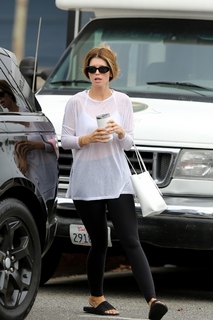 Katherine Schwarzenegger feet photo thumbnail